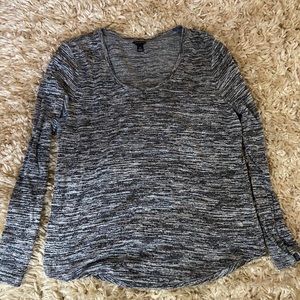 Long sleeve lightweight sweater